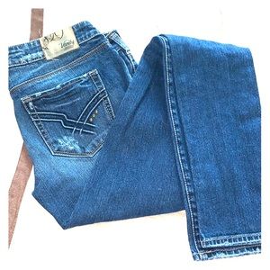 Size 28/33 jeans - like new condition!